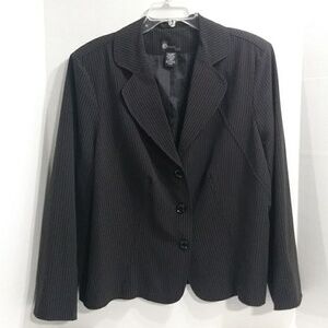 First Option Black Pin Striped Button Down Blazer Size 20W *EUC*